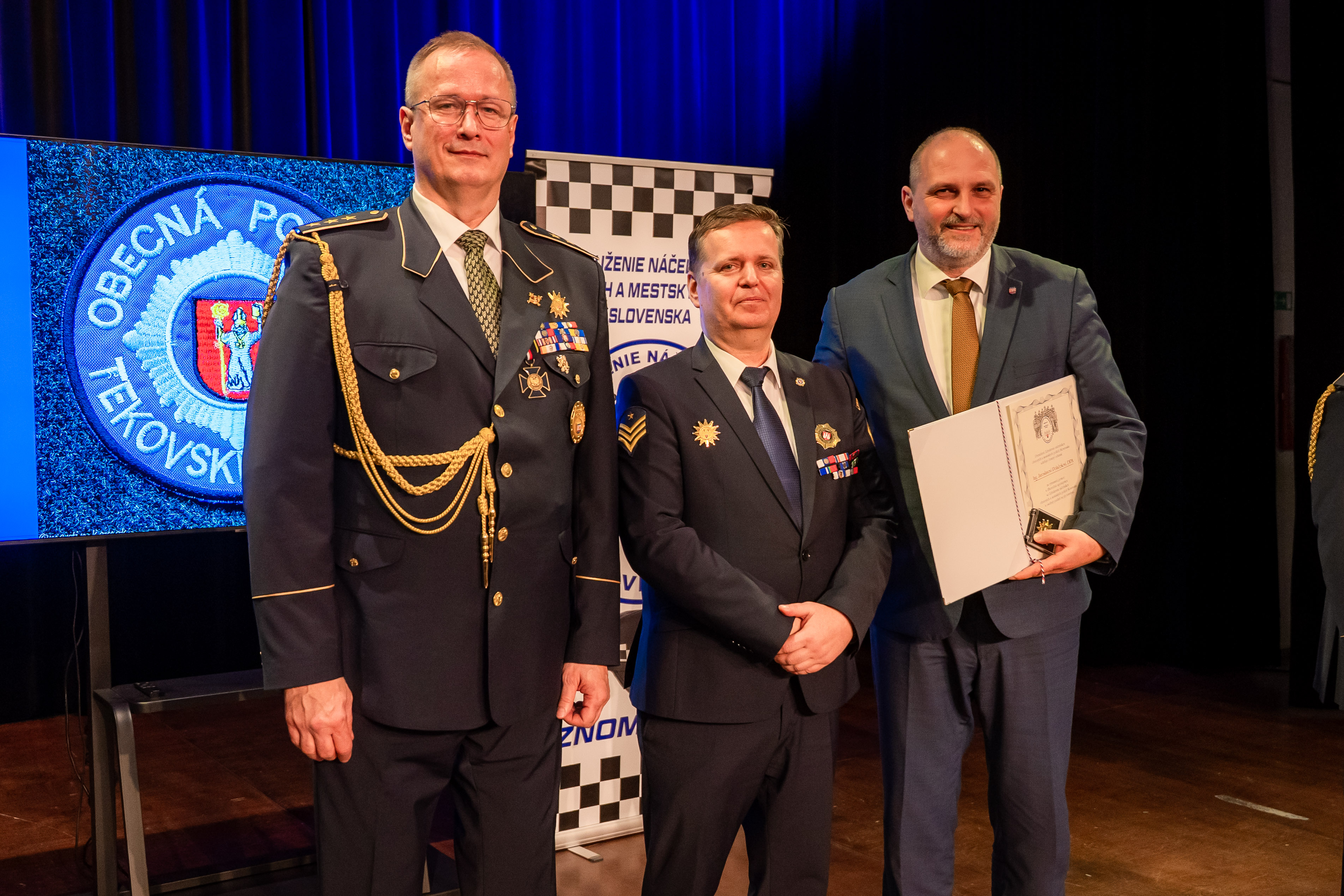 Slavnostny krst Encyklopedie obecnych a mestskych policii -61